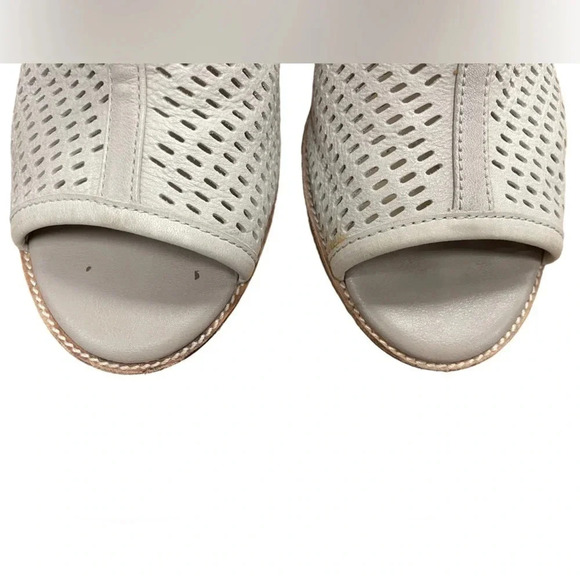 Geox Espira Cali  1 Wedge Bootie Beige Size 39 - Picture 3 of 10